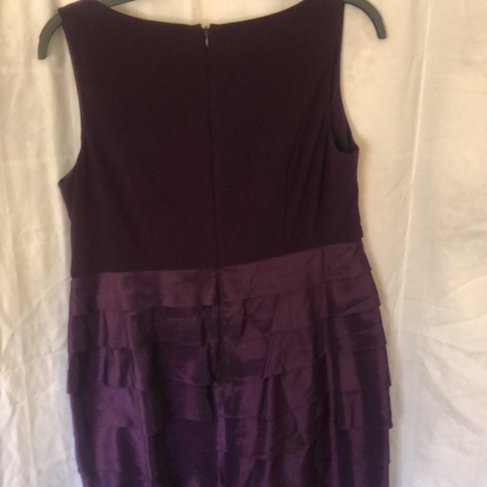 Dress - Picture 3 of 3